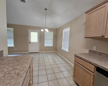 1079 Shadow Glenn Drive - Photo Thumbnail 24