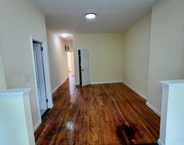 606 5th Avenue - Photo Thumbnail 5