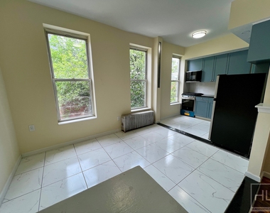 606 5th Avenue - Photo Thumbnail 1