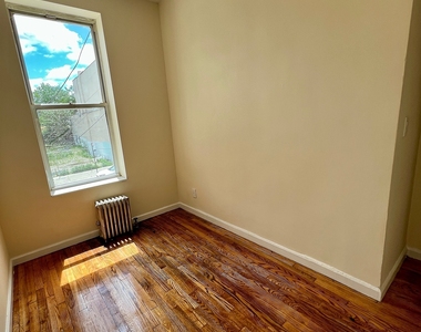 606 5th Avenue - Photo Thumbnail 10