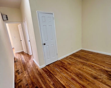 606 5th Avenue - Photo Thumbnail 11