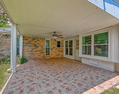 2922 Lakefield Way - Photo Thumbnail 34