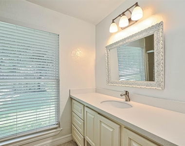 2922 Lakefield Way - Photo Thumbnail 24
