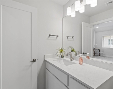 28 Clearview Terrace Place - Photo Thumbnail 42