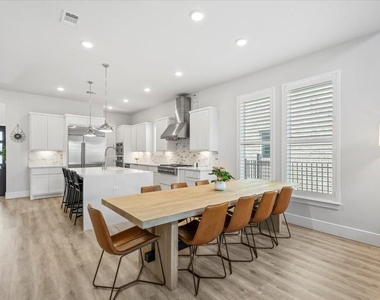 28 Clearview Terrace Place - Photo Thumbnail 23