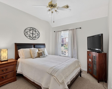 502 Ernst Court - Photo Thumbnail 16