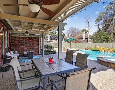 502 Ernst Court - Photo Thumbnail 32