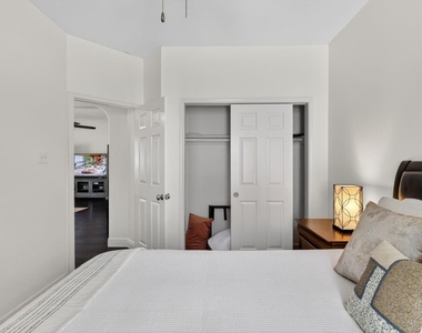 502 Ernst Court - Photo Thumbnail 17