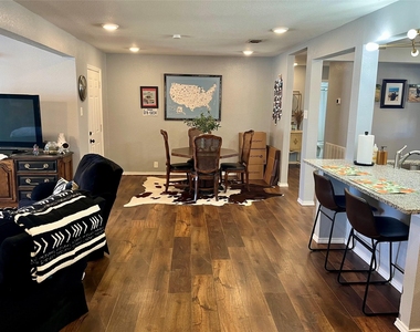715 North Avenue - Photo Thumbnail 6