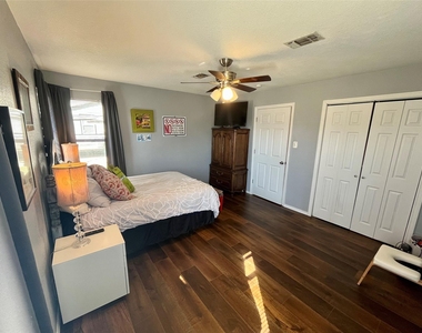 715 North Avenue - Photo Thumbnail 29
