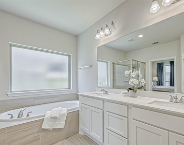 2337 Mayfield Trail Court - Photo Thumbnail 14