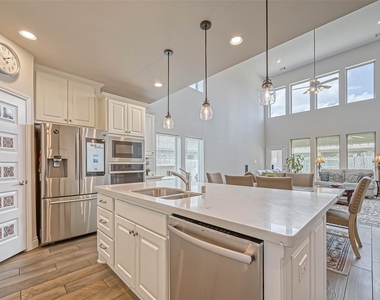 2337 Mayfield Trail Court - Photo Thumbnail 5