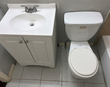 6301 Calhoun Road - Photo Thumbnail 7