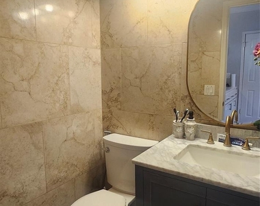 2910 Grants Lake Boulevard - Photo Thumbnail 11
