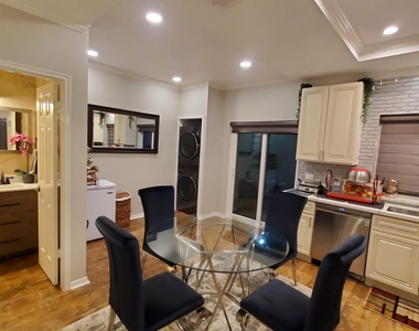 2910 Grants Lake Boulevard - Photo Thumbnail 8