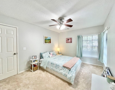 7 Windledge Place - Photo Thumbnail 35
