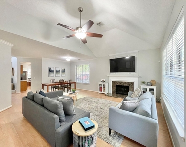 7 Windledge Place - Photo Thumbnail 20