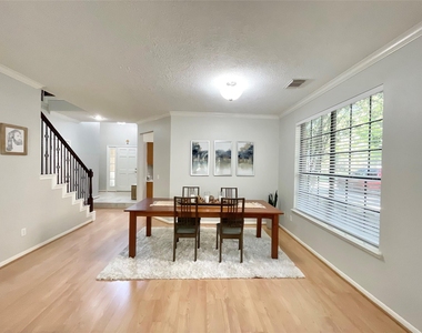 7 Windledge Place - Photo Thumbnail 14