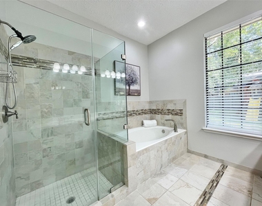 7 Windledge Place - Photo Thumbnail 28