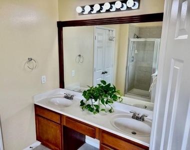 25114 Diamond Ranch Drive - Photo Thumbnail 19