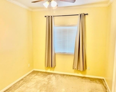25114 Diamond Ranch Drive - Photo Thumbnail 16
