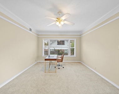 2523 Baycrest Drive - Photo Thumbnail 21