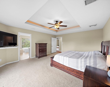 2523 Baycrest Drive - Photo Thumbnail 13