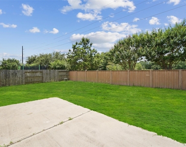 3007 Meadow Prairie Street - Photo Thumbnail 28