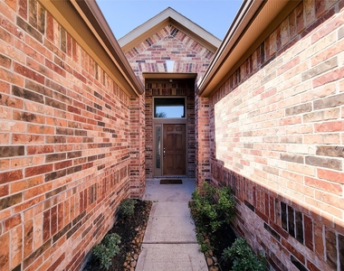 3007 Meadow Prairie Street - Photo Thumbnail 32