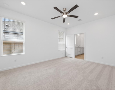 13071 Pine Trace Street - Photo Thumbnail 23