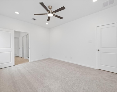 13071 Pine Trace Street - Photo Thumbnail 24