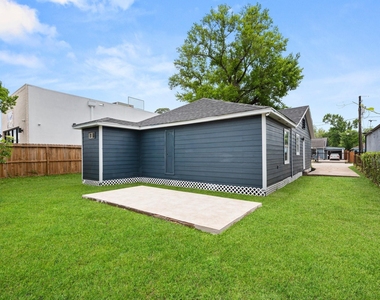 1309 Bragg Street - Photo Thumbnail 6