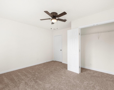 1309 Bragg Street - Photo Thumbnail 21