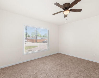 1309 Bragg Street - Photo Thumbnail 20