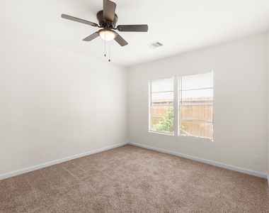1309 Bragg Street - Photo Thumbnail 28