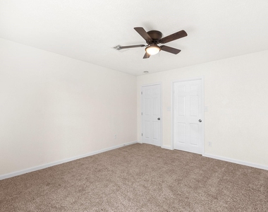 1309 Bragg Street - Photo Thumbnail 33