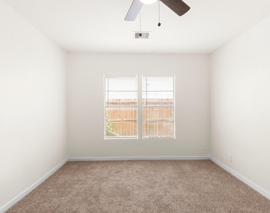 1309 Bragg Street - Photo Thumbnail 25