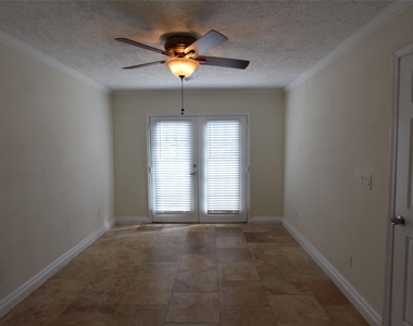 6630 Corbin Street - Photo Thumbnail 11