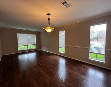 4903 Lochman - Photo Thumbnail 3