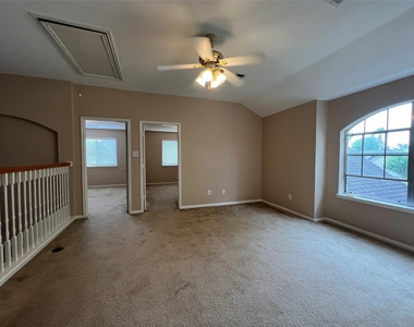 4903 Lochman - Photo Thumbnail 8