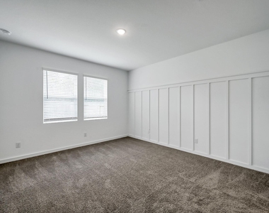 516 Monarch Trail - Photo Thumbnail 11