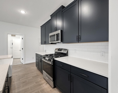516 Monarch Trail - Photo Thumbnail 6