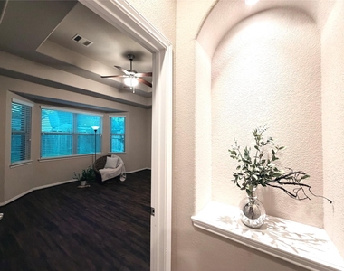 5502 Claymore Meadow Lane - Photo Thumbnail 14