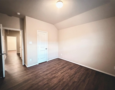 5502 Claymore Meadow Lane - Photo Thumbnail 28