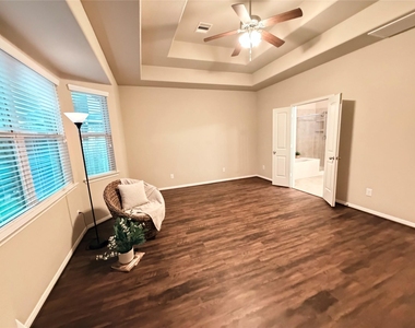 5502 Claymore Meadow Lane - Photo Thumbnail 16