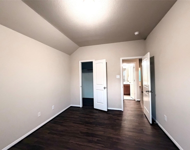 5502 Claymore Meadow Lane - Photo Thumbnail 28