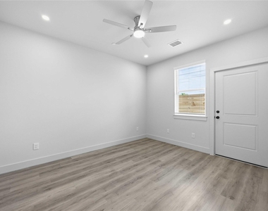 4606 Indie Heights Lane - Photo Thumbnail 5