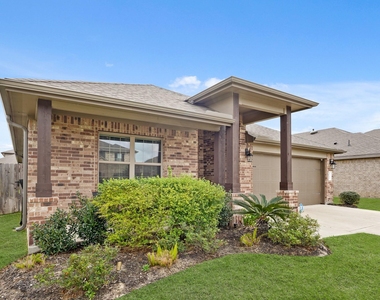 1511 Maple Ridge Drive - Photo Thumbnail 39