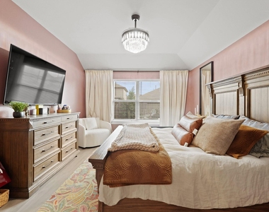 1511 Maple Ridge Drive - Photo Thumbnail 22