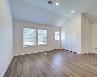 5419 Tourmaline Way - Photo Thumbnail 28